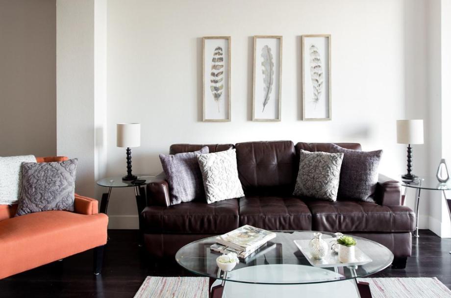 Large 2 Bed -2 Bath On Wilshire Corridor - S